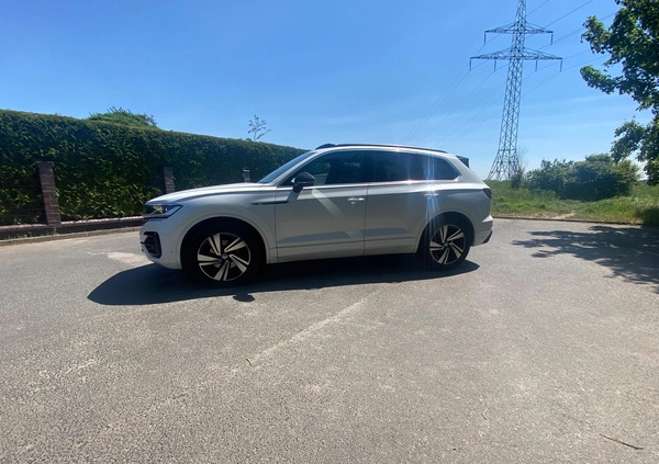 Volkswagen Touareg cena 219900 przebieg: 124000, rok produkcji 2018 z Szczecin małe 631